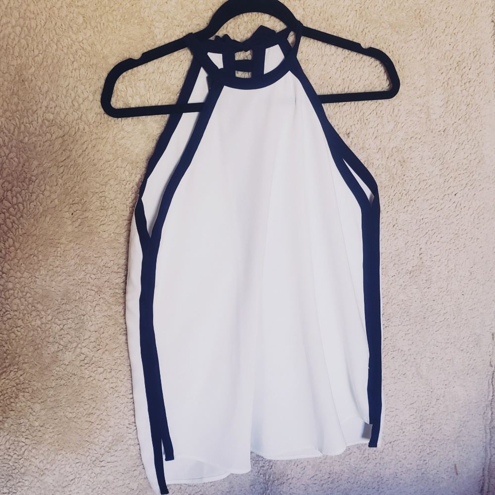 Top - Picture 2 of 4